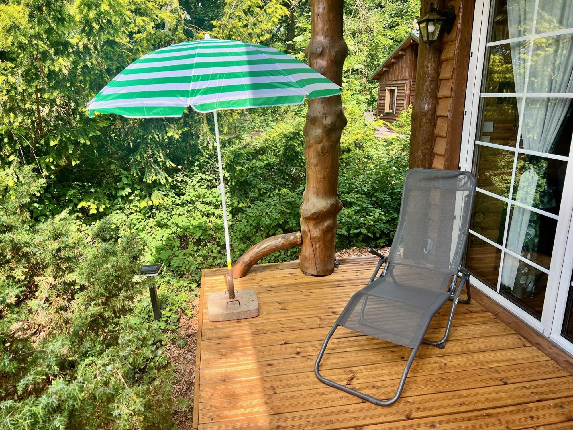 Holzhaus Baerenhoehle Am Wald Und See Neuruppin Exteriör bild