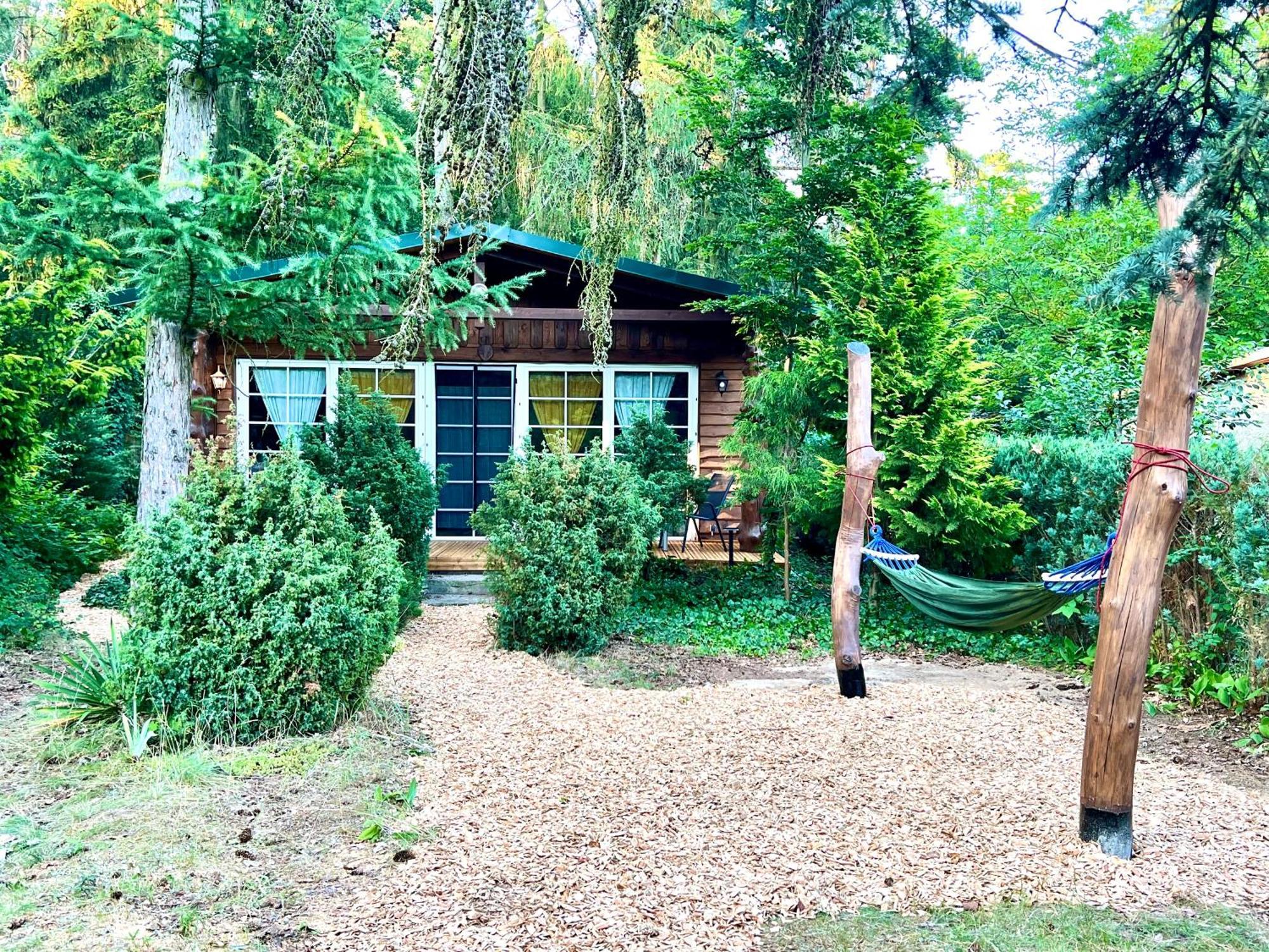 Holzhaus Baerenhoehle Am Wald Und See Neuruppin Exteriör bild